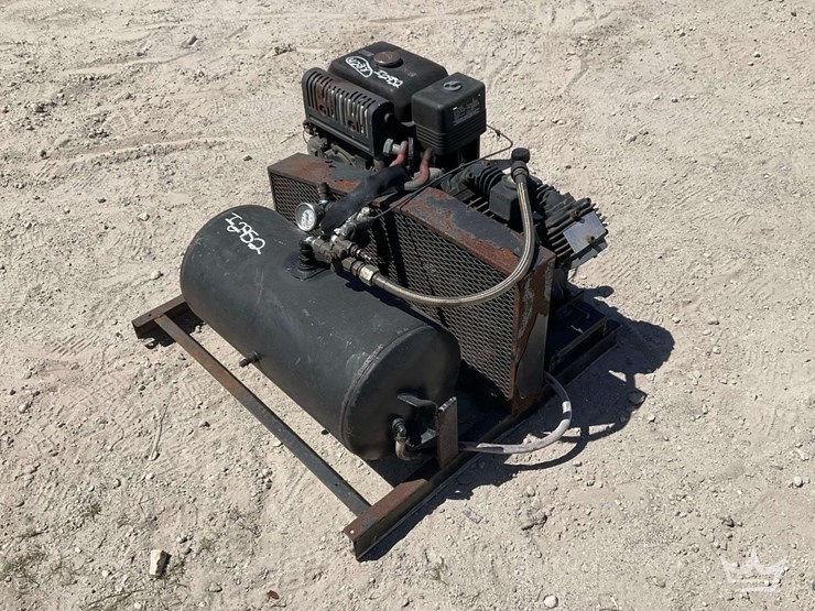 kohler-gasoline-air-compressor-image-3