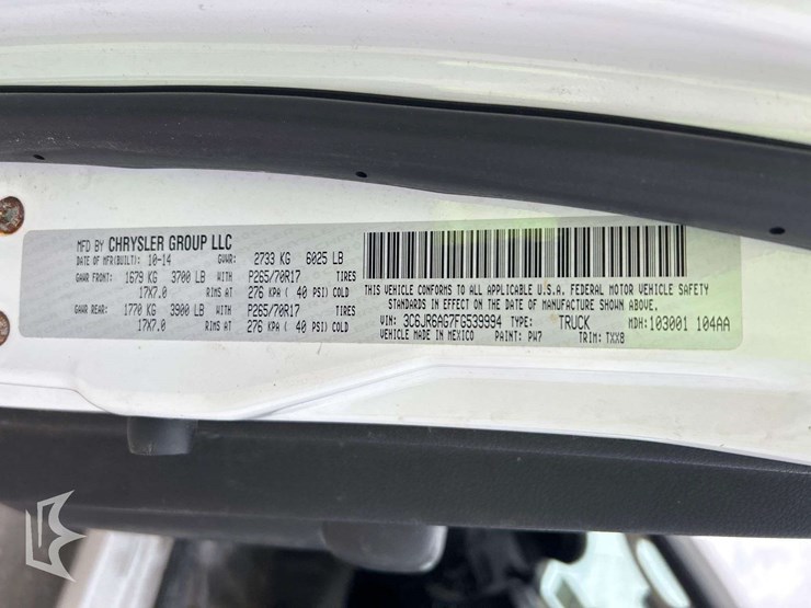 2015-dodge-1500-image-5