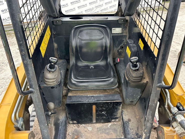 2023-asv-rt-25-posi-track-compact-track-loader-skid-steer-image-11