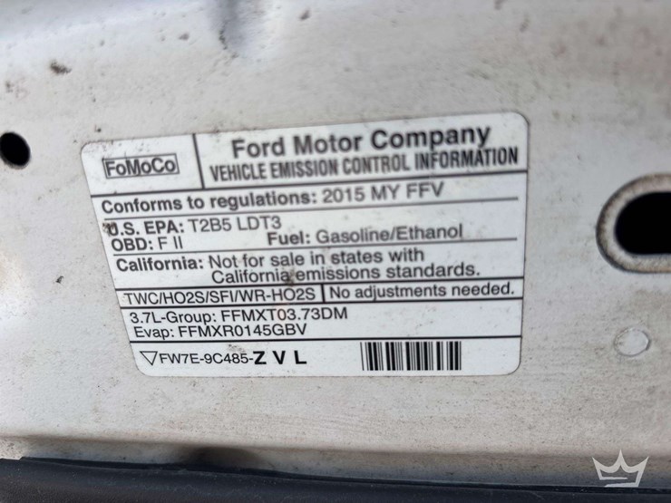 2015-ford-explorer-image-31