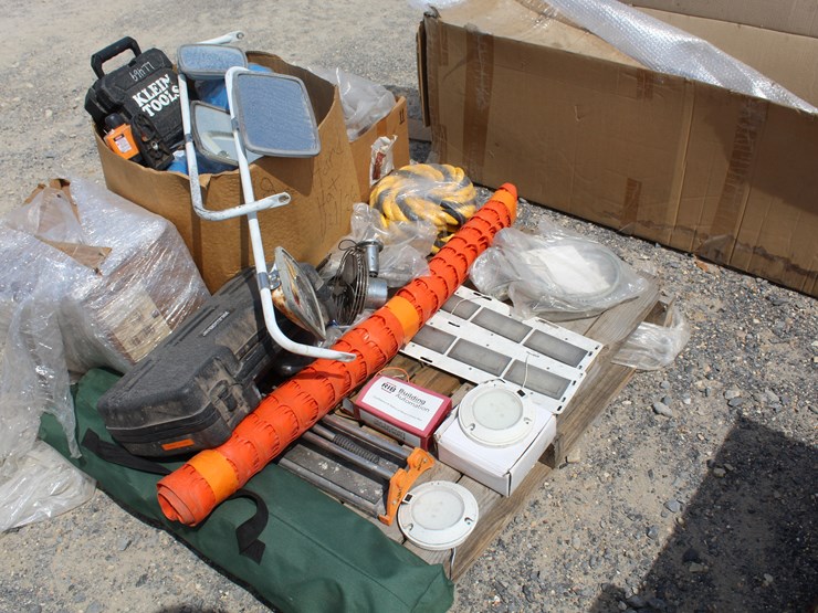 #8016-•-pallet-of-hard-hats,-laser-tyvec,-misc-items-image-6