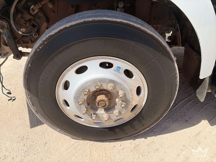 2018-kenworth-t800-image-21