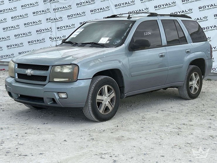 2006-chevrolet-trailblazer-image-1