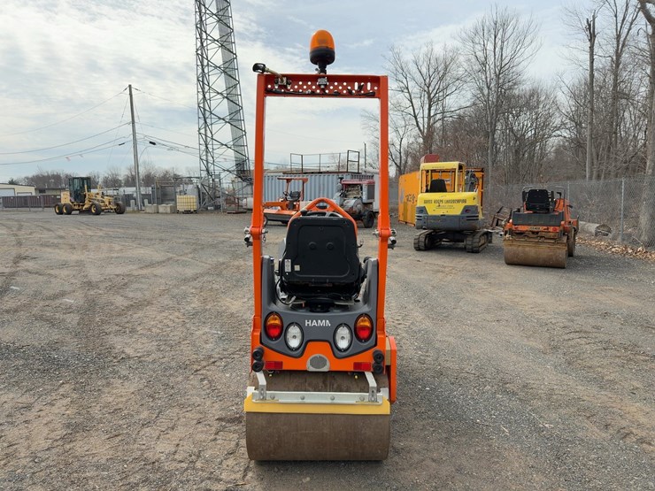 2021-hamm-hd8vv-image-4