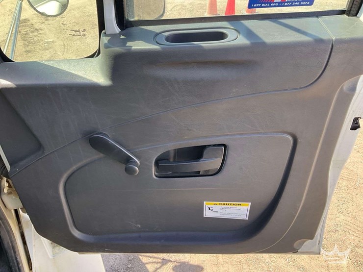 2015-international-durastar-4300-image-22