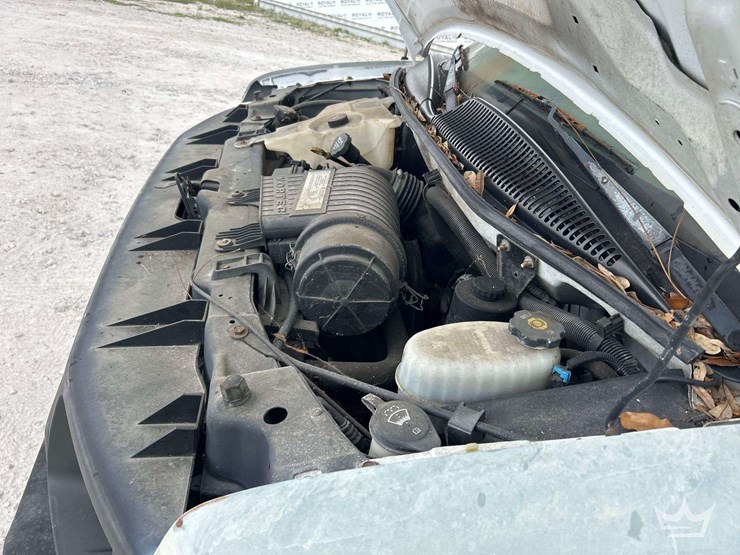 2016-chevrolet-express-2500-image-7