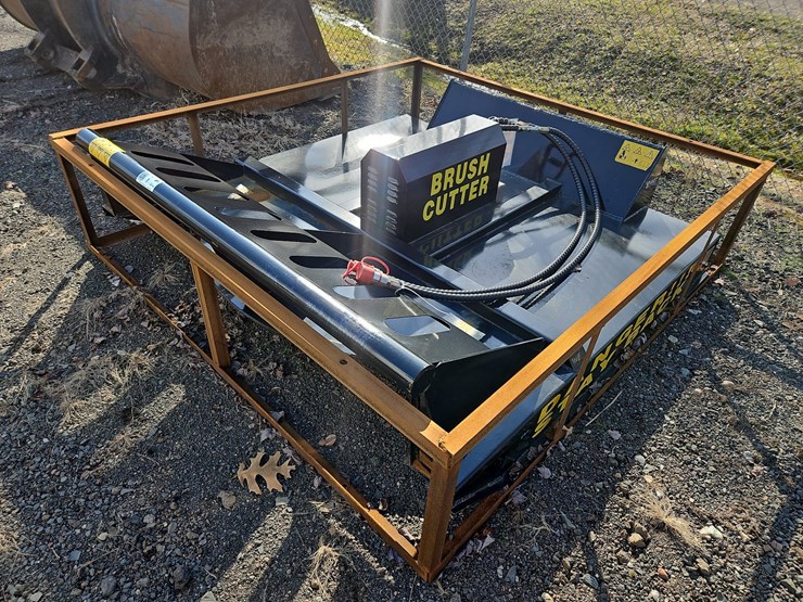 agt-70"-brush-cutter-with-push-bar-image-1