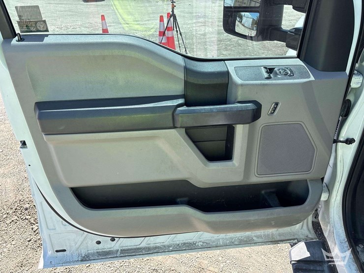 2017-ford-f250-image-14