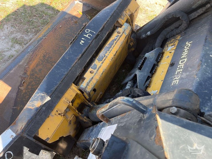 2023-deere-317g-image-20