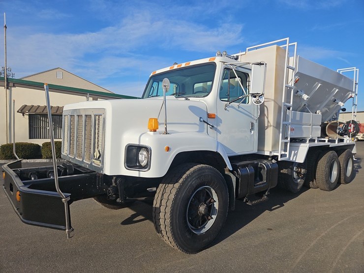 1997-international-2674-image-1