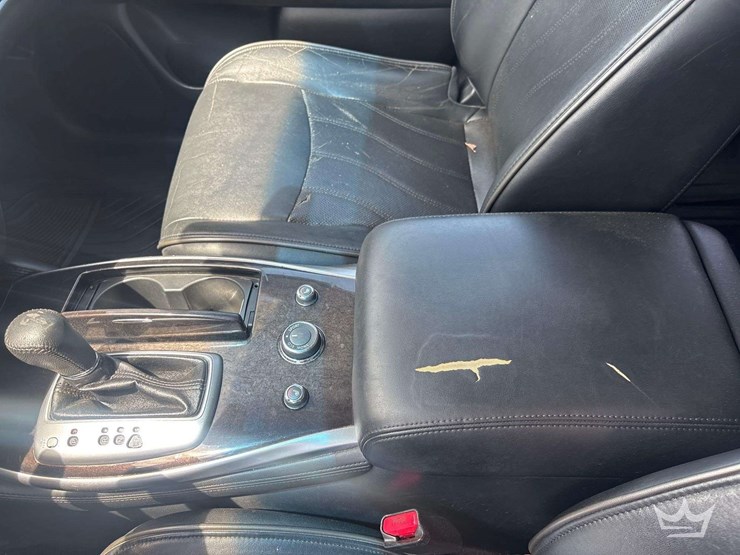 2013-infiniti-jx35-awd-suv-image-14