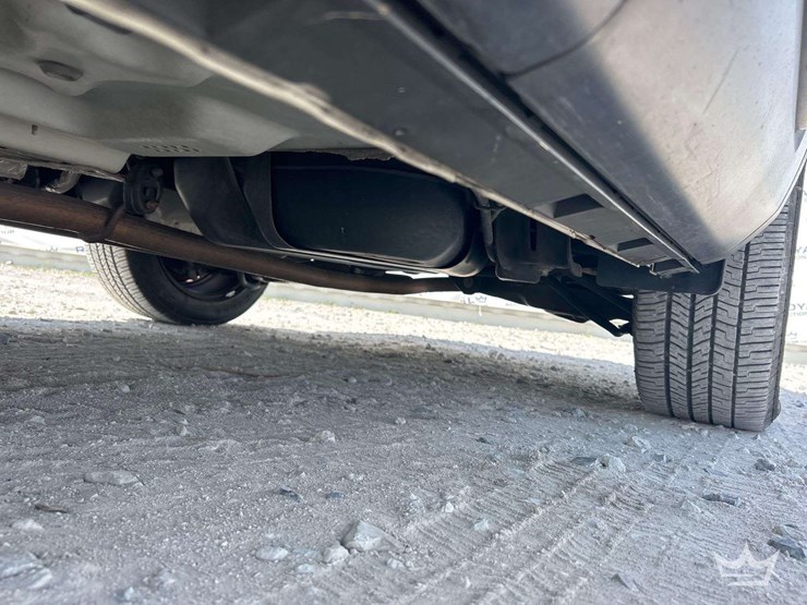 2016-ford-explorer-image-19