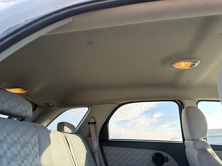 2006-chevrolet-equinox-image-35