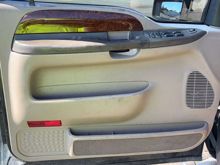 2002-ford-f250-image-17