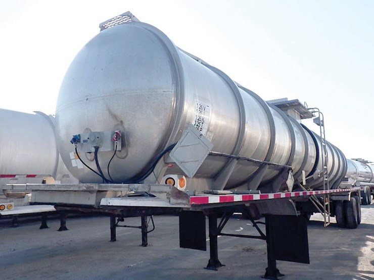 1987-fruehauf-tanker-image-1