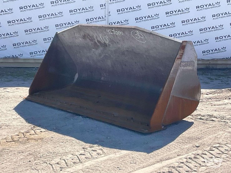 2015-volvo-85160-4yd.-loader-bucket-attachment-image-1