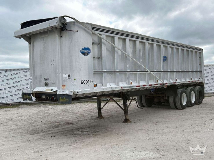 12ft-t/a-utility-trailer-image-1
