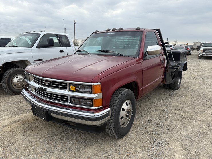 1992-chevrolet-gmt400-image-3