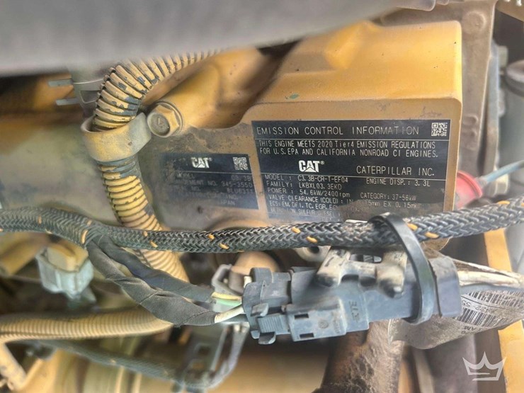 2021-caterpillar-259d3-image-10