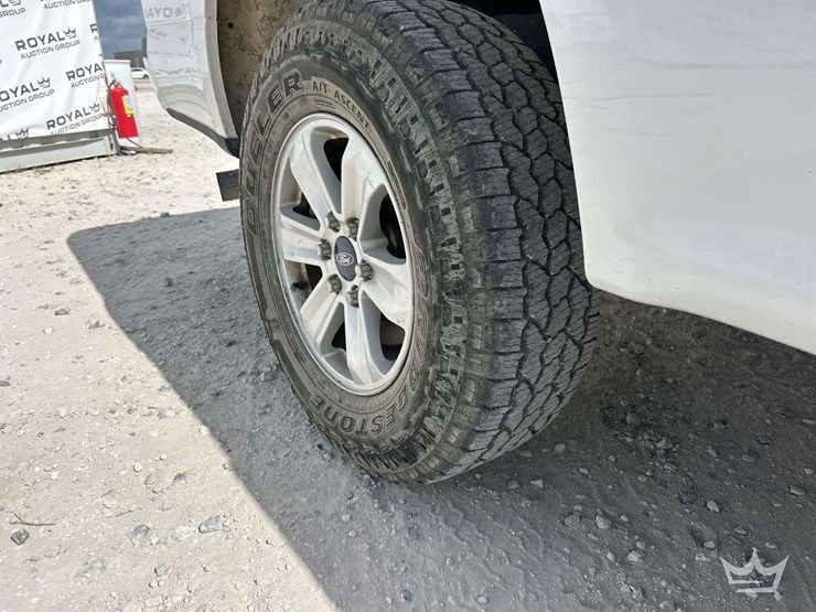 2019-ford-f150-image-27