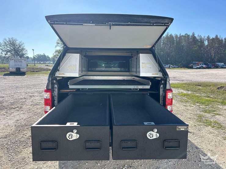 2021-ford-f150-image-26