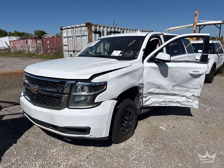 2019-chevrolet-tahoe-image-1