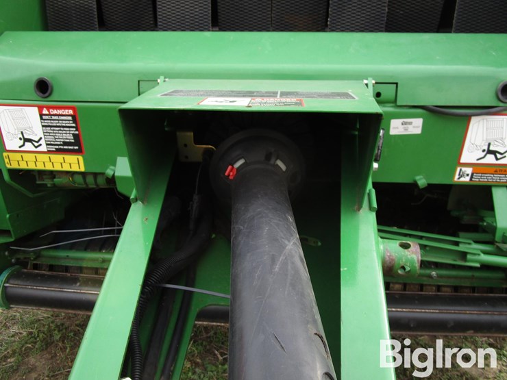 john-deere-568-image-11