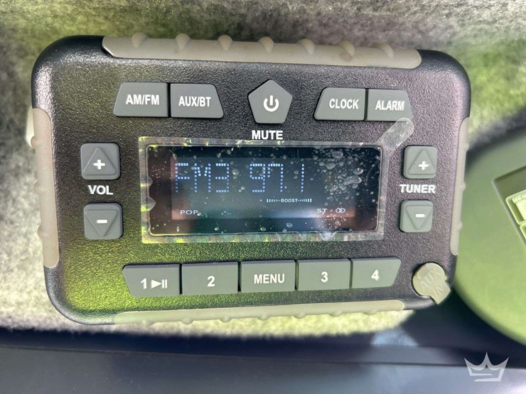 2023-deere-333g-image-10