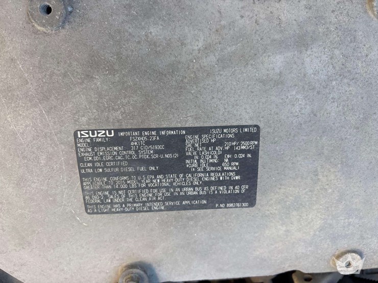 2016-isuzu-nrr-image-9