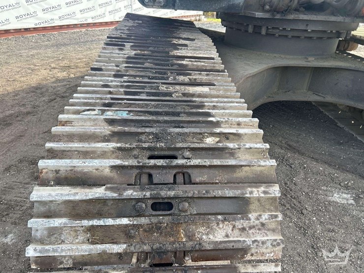 2018-hitachi-zx300-lc-6n-image-34