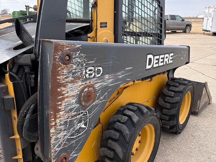 deere-318d-image-17