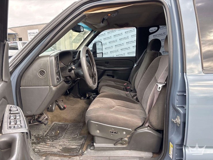 2007-chevrolet-silverado-3500-image-7