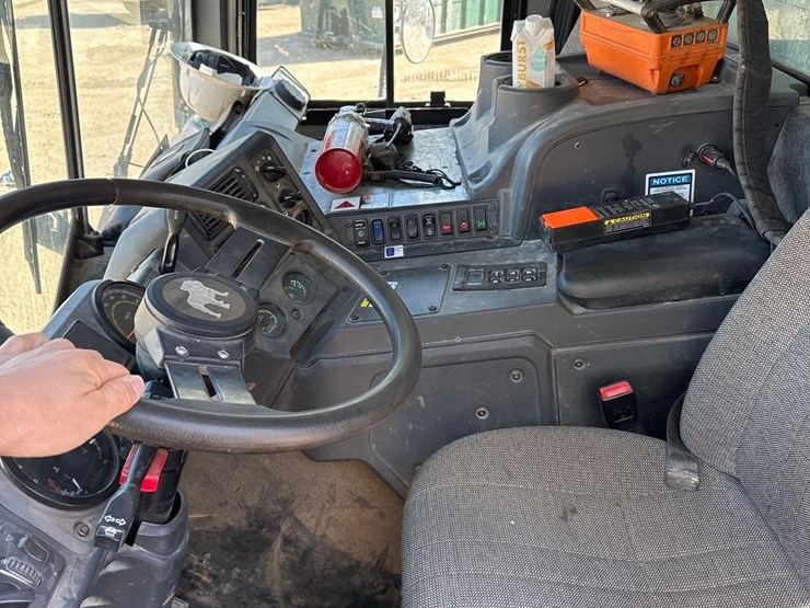 2020-putzmeister/sany-sy38z-200-38m-mounted-on-2020-mack-te64-6x4-concrete-pump-truck-image-35