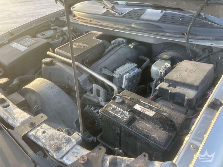 2004-chevrolet-blazer-image-8