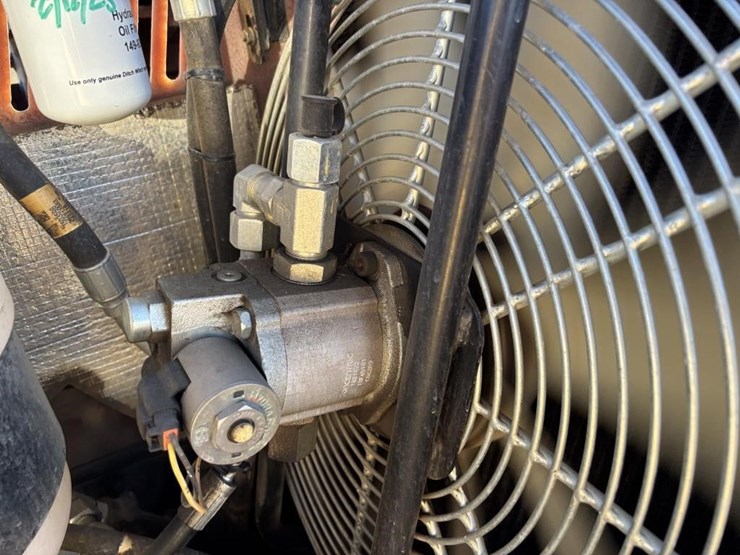 2019-ditch-witch-jt20-image-23