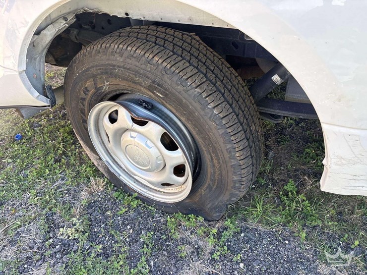 2017-ford-f150-image-15