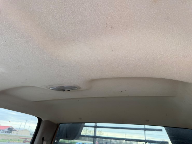 2005-gmc-2500-image-50