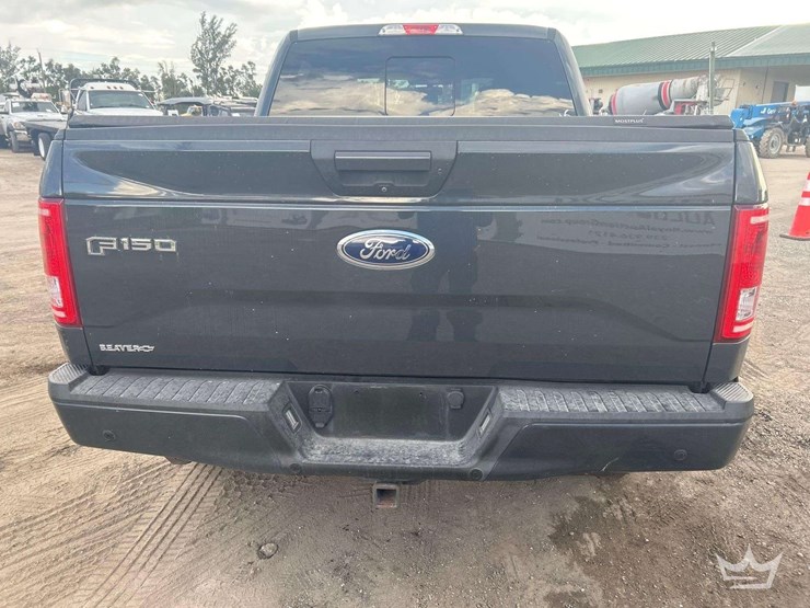 2016-ford-f150-image-30