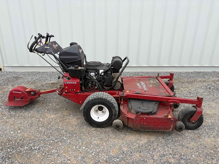 2021-exmark-turf-tracer-image-1