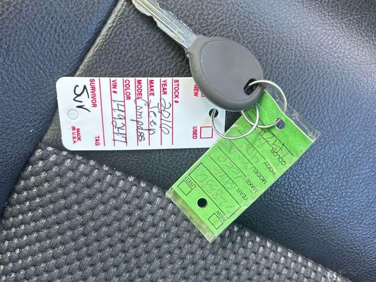 2016-jeep-compass-image-23