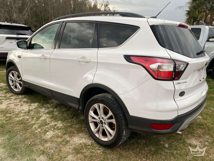 2018-ford-escape-se-image-4