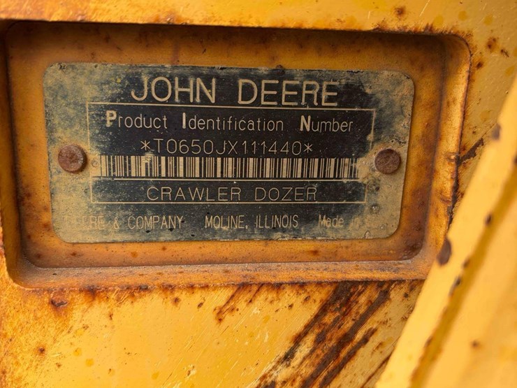 2005-deere-650j-xlt-image-17