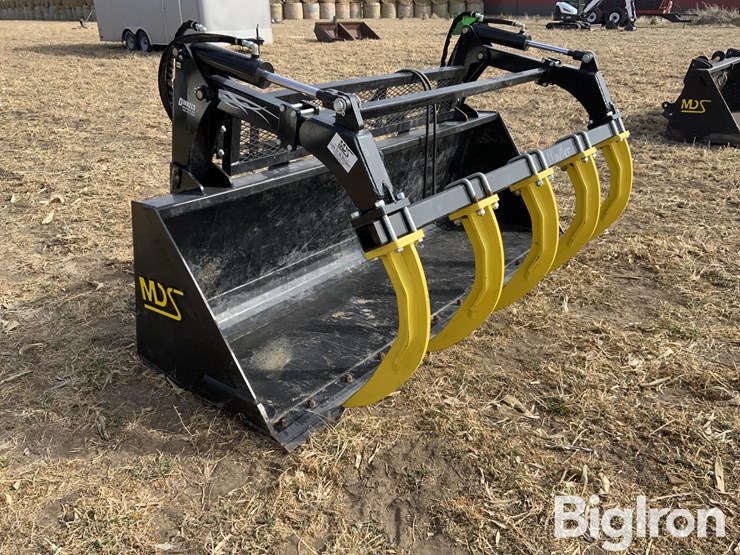 2023-mds-1.8yd-bucket-image-3