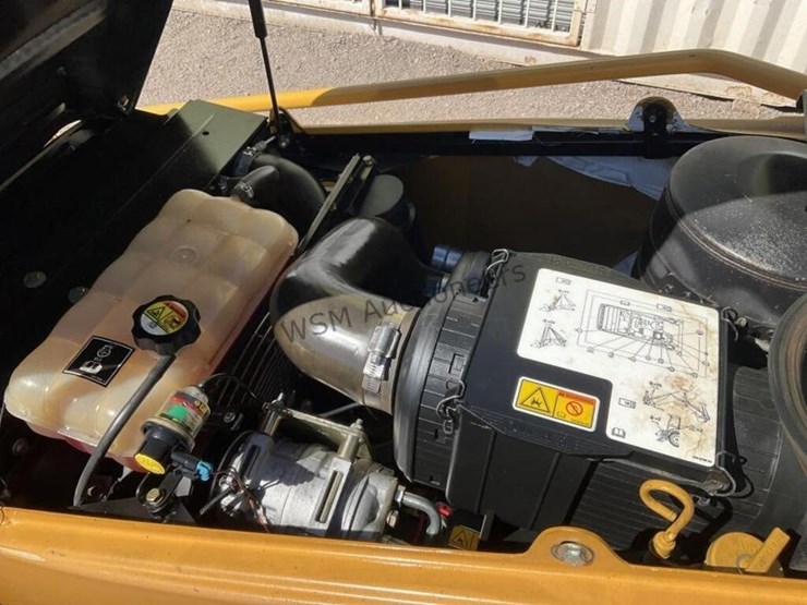 caterpillar-420e-image-15