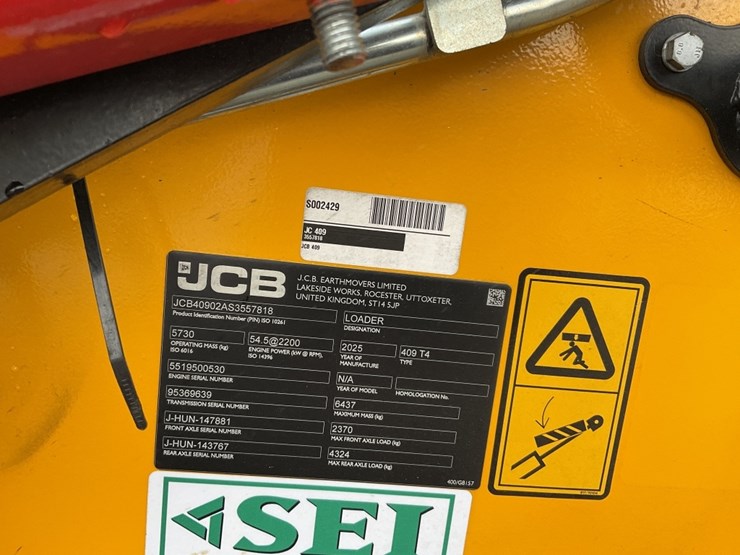 2025-jcb-409-image-10