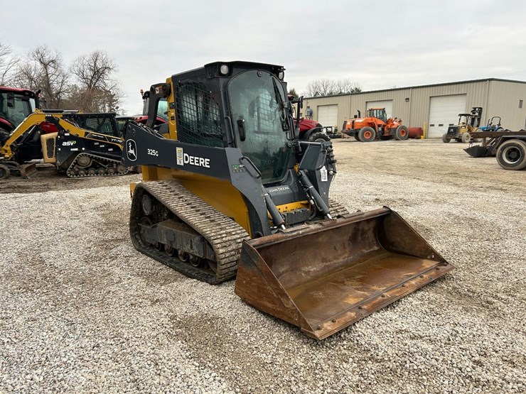 2021-deere-325g-image-6