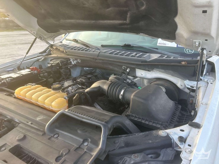 2015-ford-f150-image-8