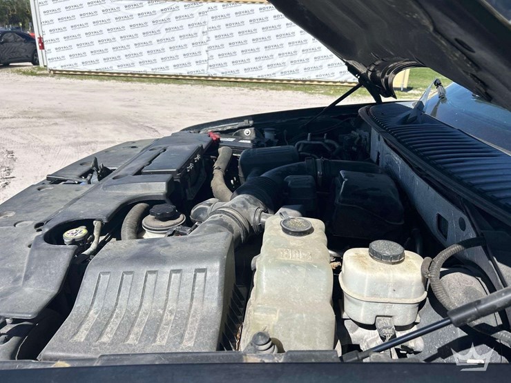 2011-ford-expedition-image-7