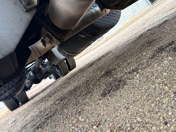 2016-peterbilt-389-image-130