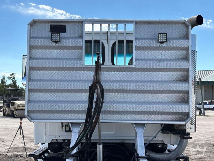 2003-sterling-l7500-image-17